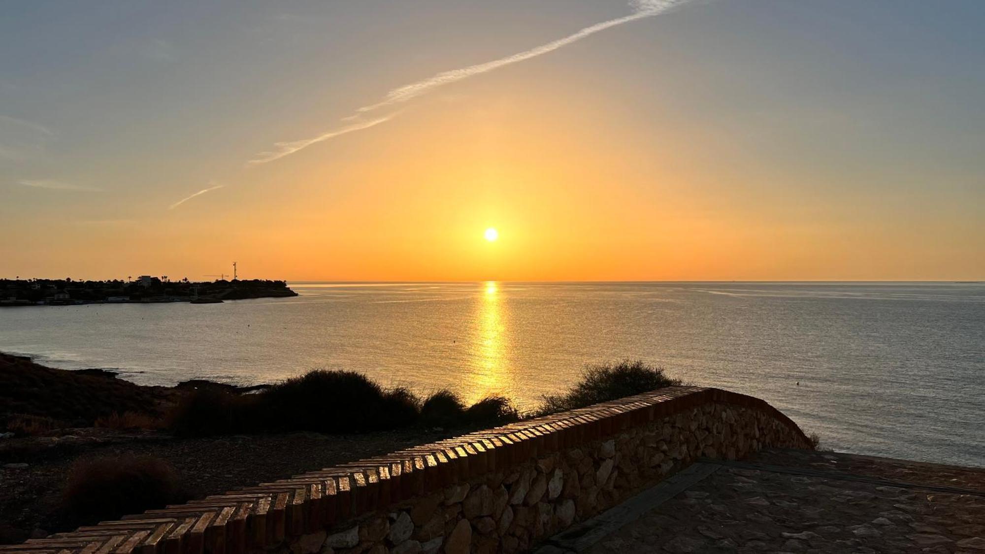 טורבייחה Punta Prima - Sun & Beach & Golf & Bike - Spanish South-Facing Terrace Apartment - La Recoleta - By The Sea מראה חיצוני תמונה